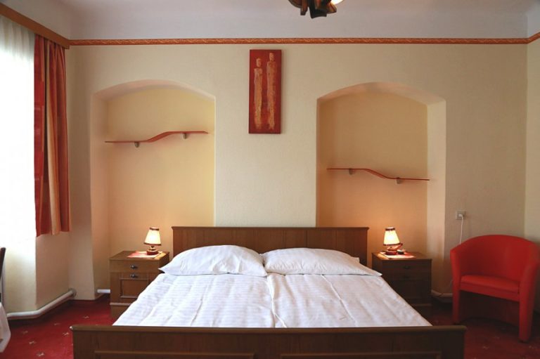 Schlafen – ZUM GOLDENEN LÖWEN